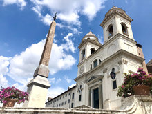 Trinita dei Monti Spanische Treppe Blumen Azaleen Natale di Roma